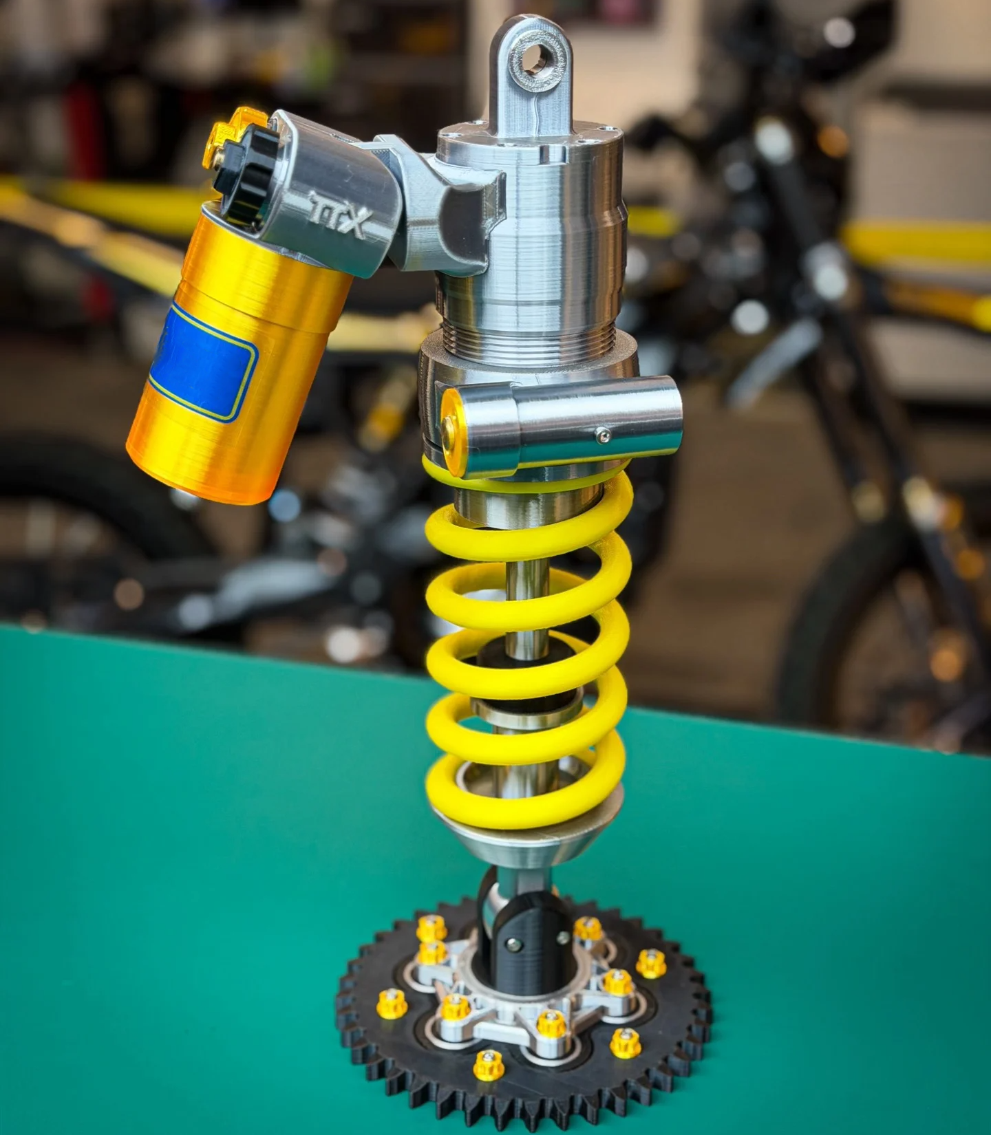 Inspired Suspension Shock Absorber Lamp - Adjustable LED Light for Gamers & Car Enthusiasts